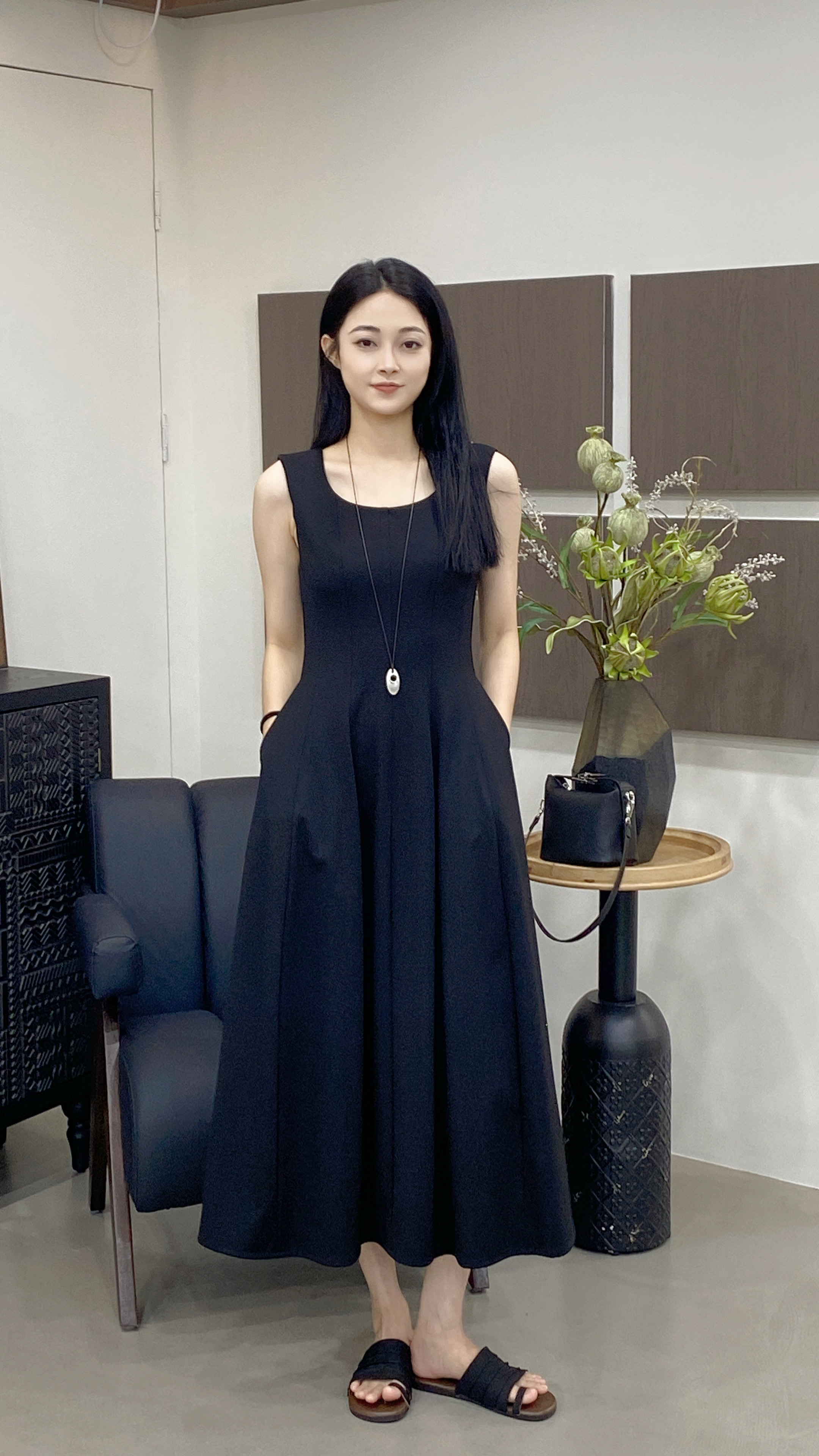 杨杨 曦XI-(黑天鹅裙)法式赫本风高级收腰显瘦连衣裙60093/60201