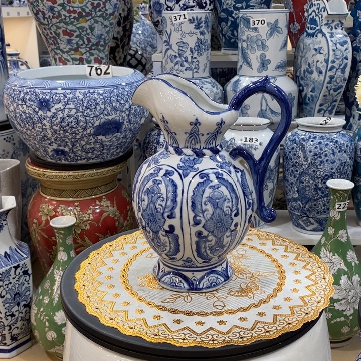 摆件手绘陶瓷奶壶花瓶