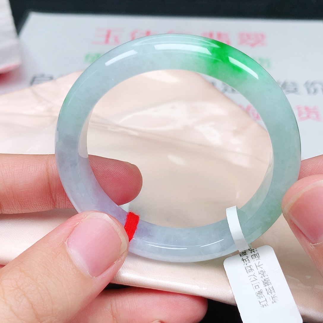 未镶嵌手镯翡翠天然翡翠手镯