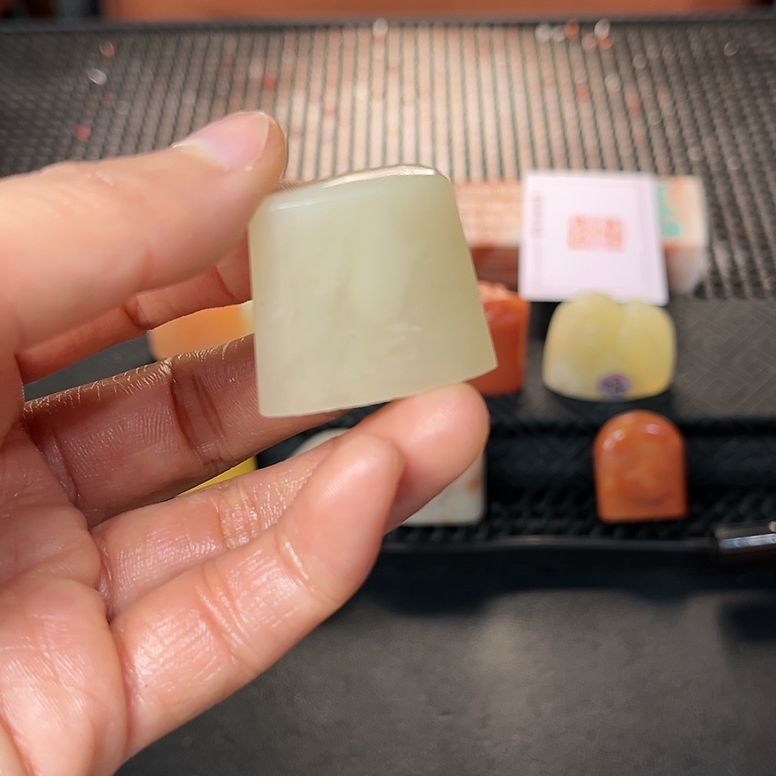 寿山石印石沉*这种现象很明显了