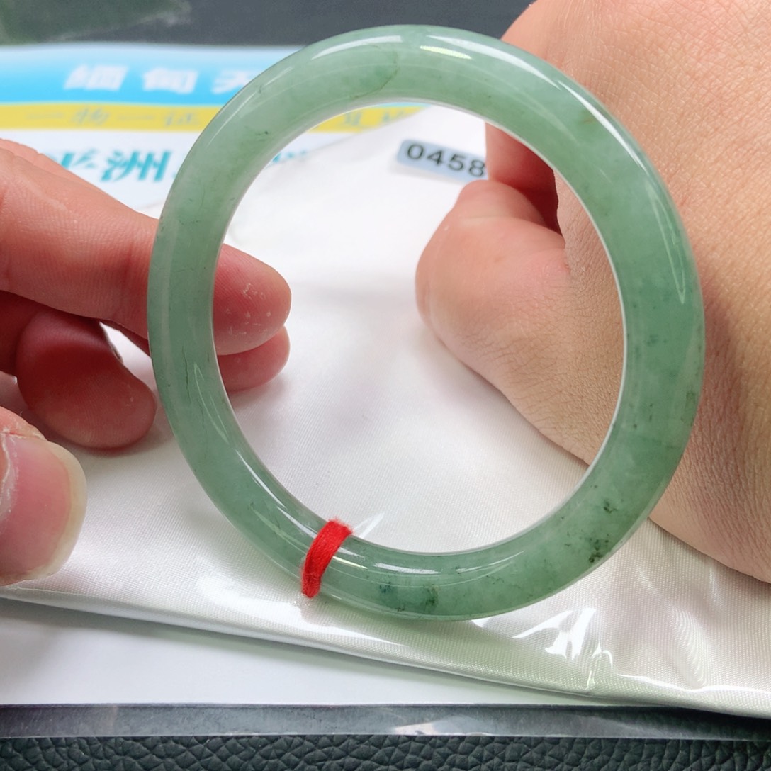 翡翠手镯未镶嵌0458号