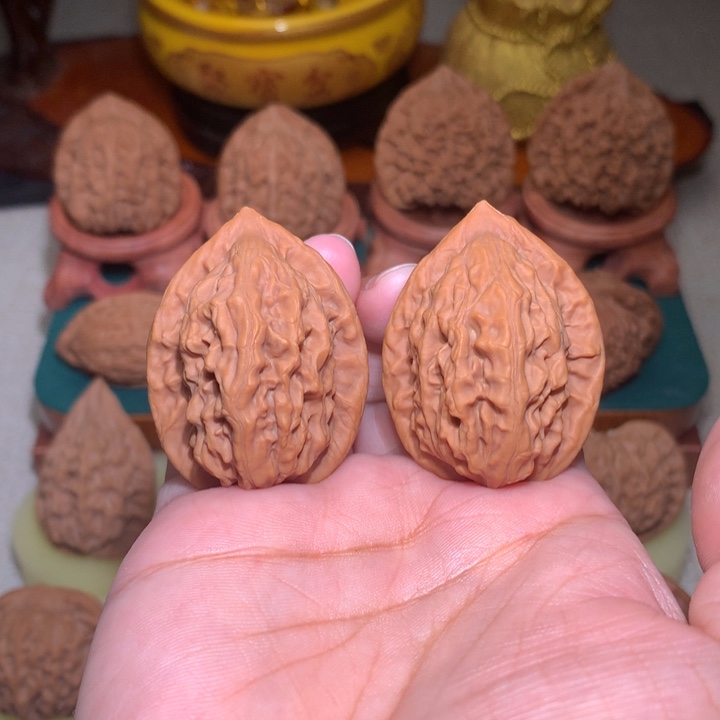 文玩核桃把件大红袍