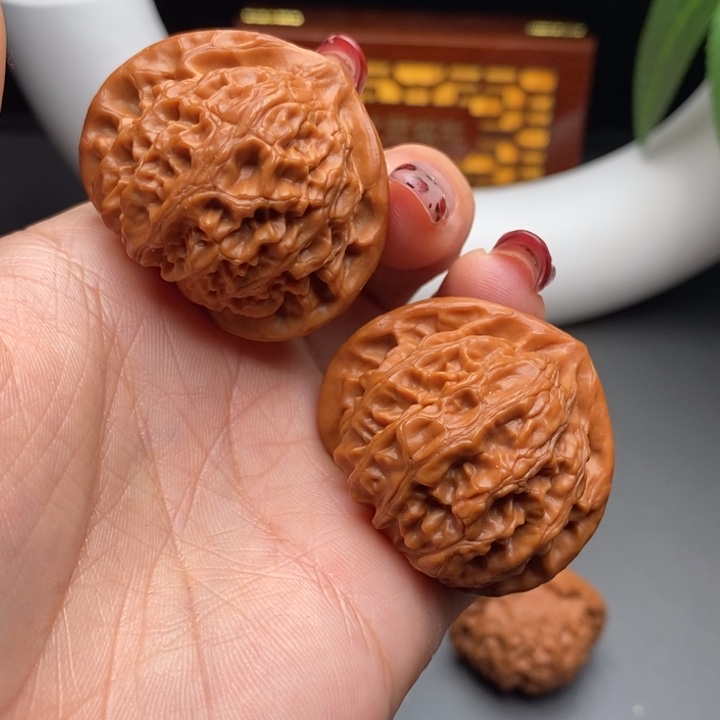 文玩核桃把件无*…宫灯