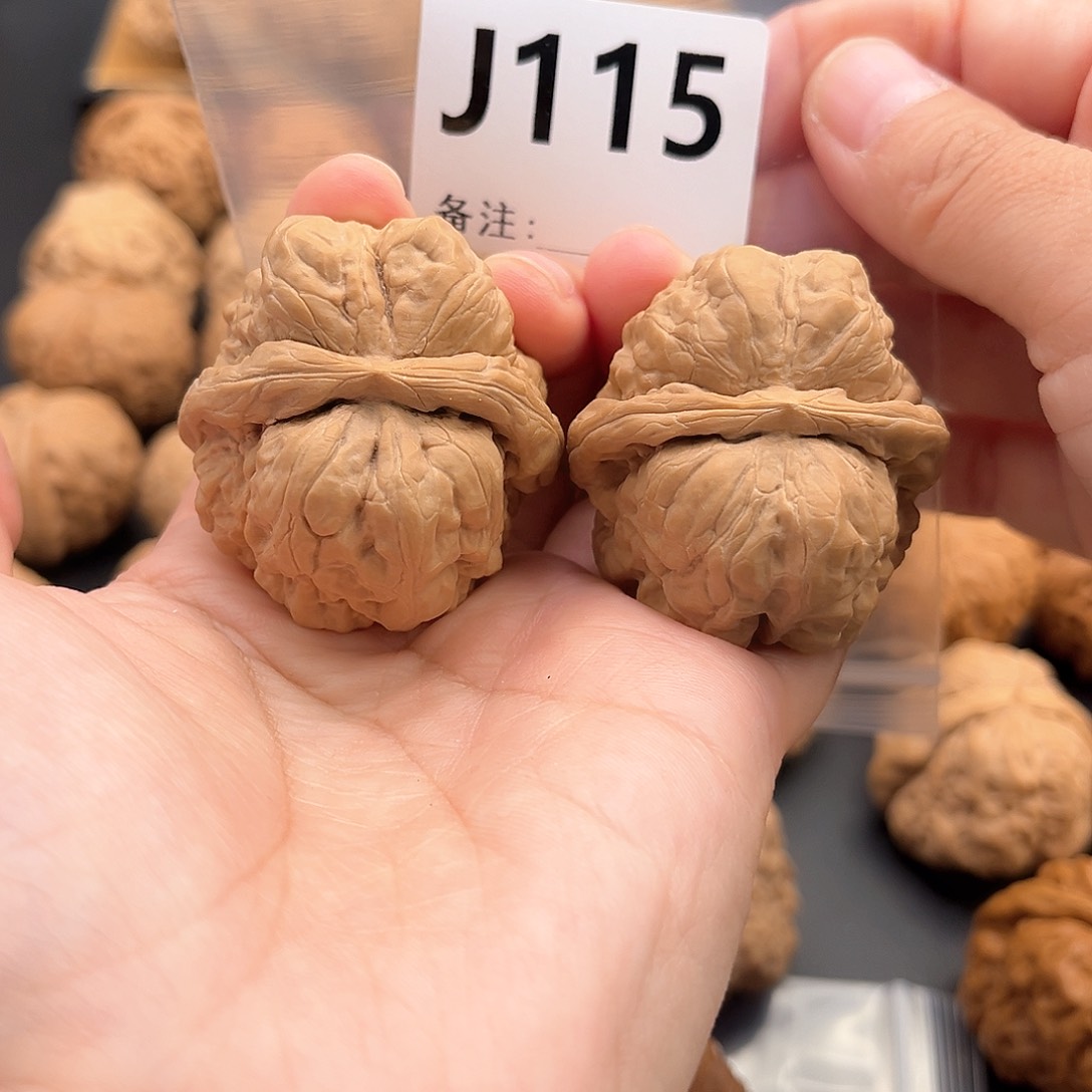 文玩核桃把件蛙蛙精品39肚42