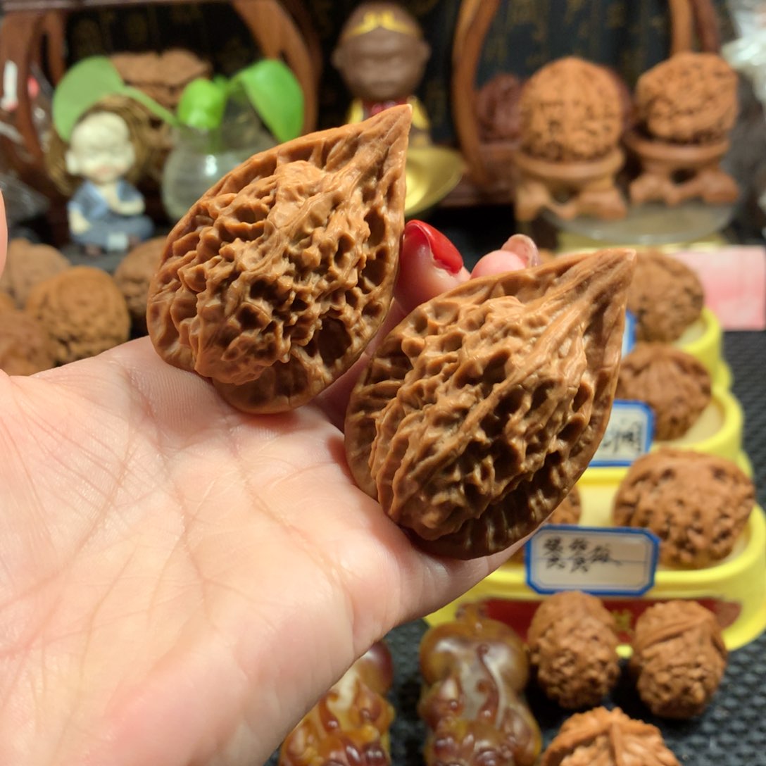 文玩核桃把件红缨枪