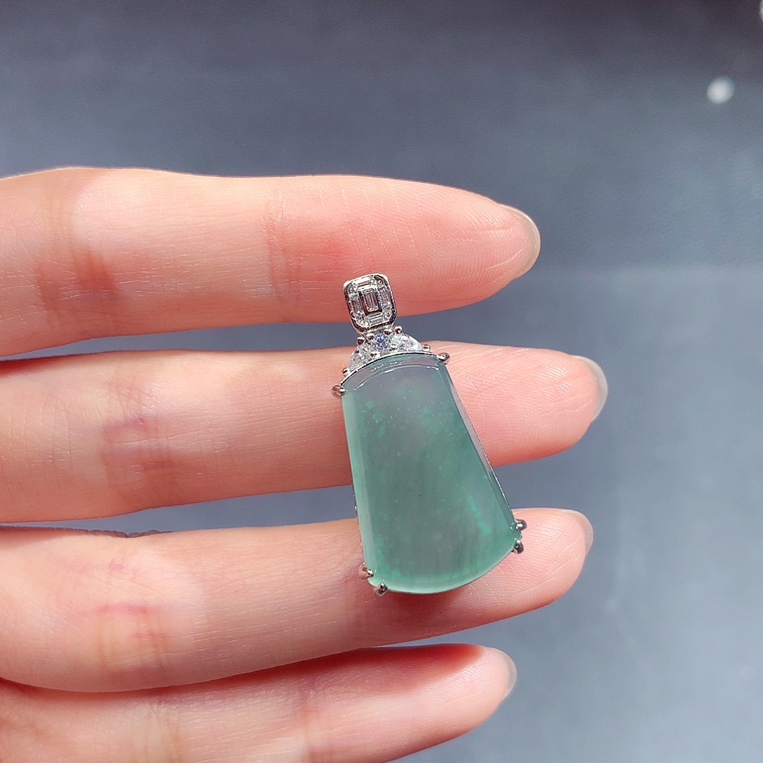 未镶嵌戒指翡翠翡翠