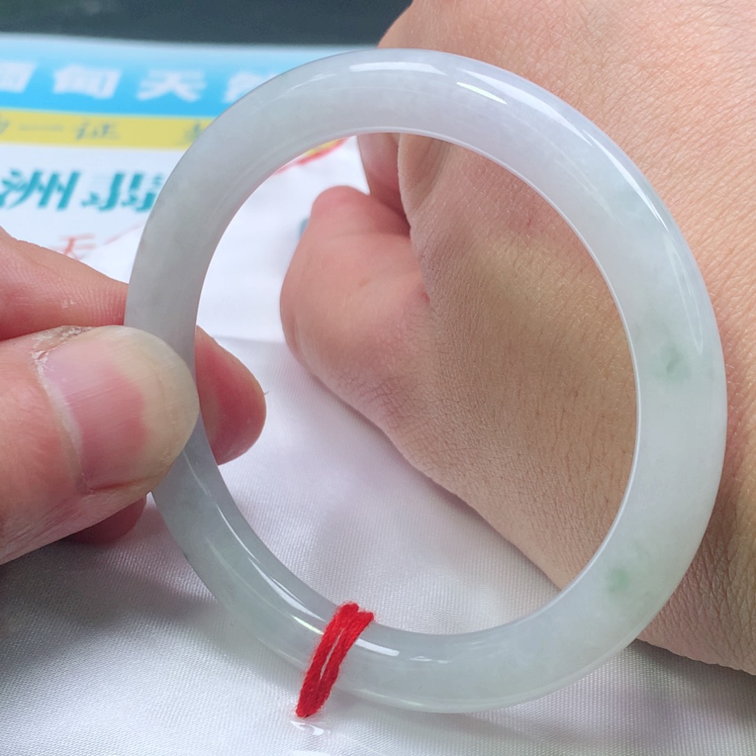 翡翠手镯未镶嵌0417号