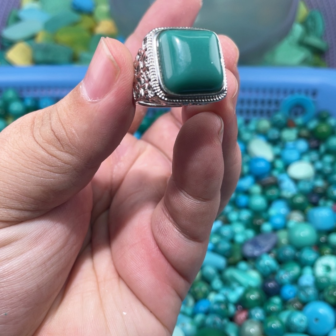 未镶嵌菱锰矿珠宝半成品