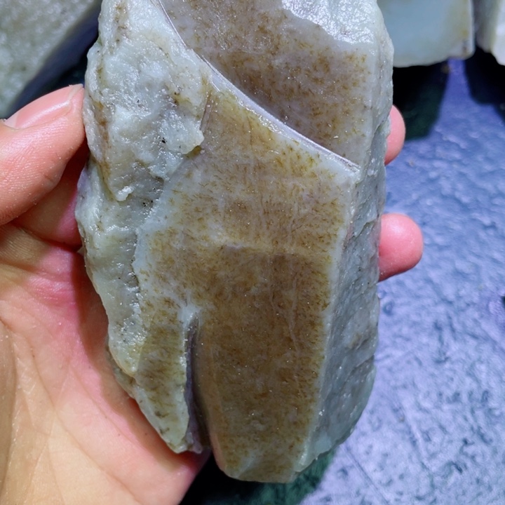 和田玉未镶嵌珠宝半成品