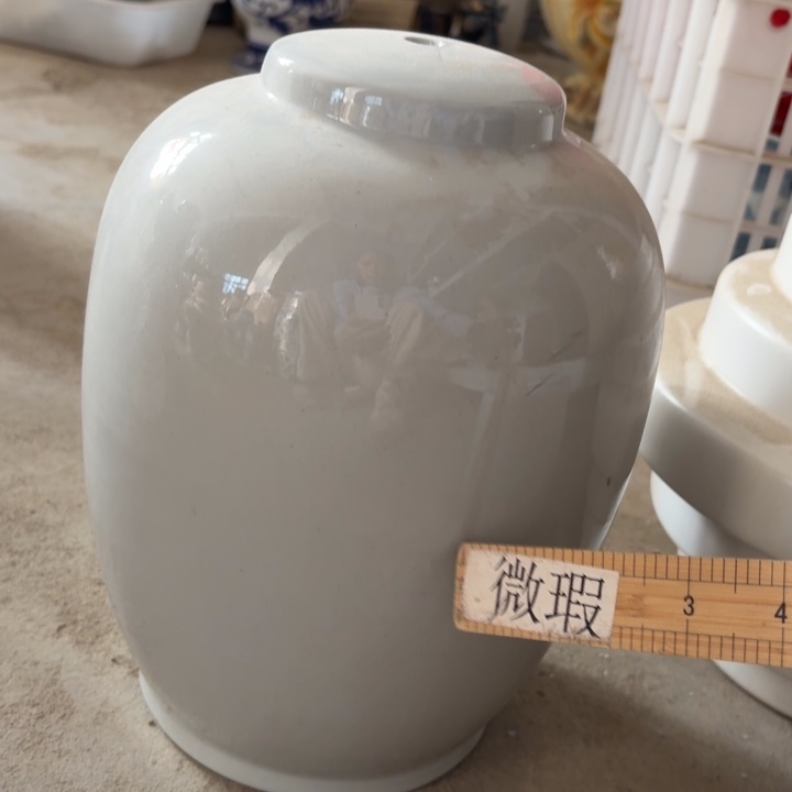 微瑕青花瓷器值得购买