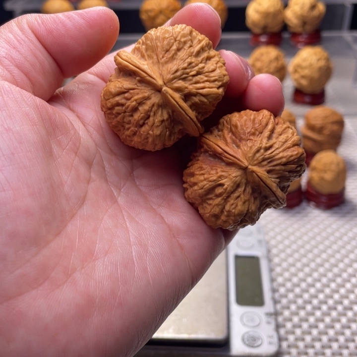 文玩核桃把件8鬼脸蝴蝶