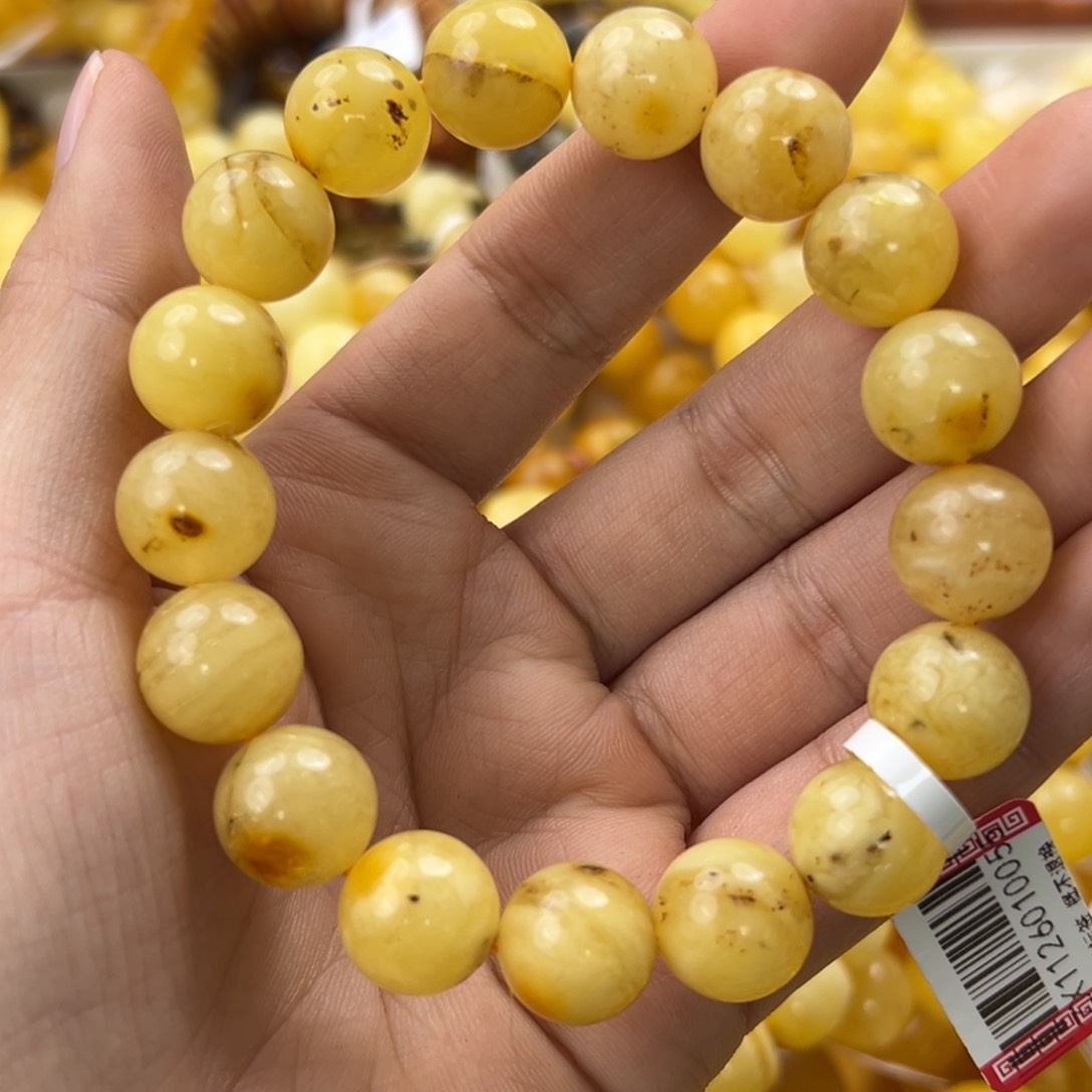 琥珀珠宝奇石未镶嵌