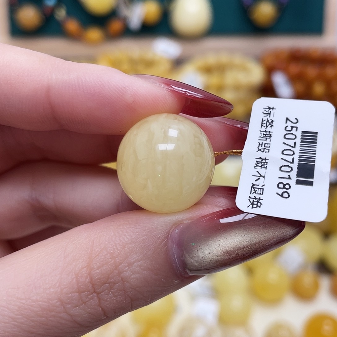蜜蜡未镶嵌珠宝奇石17.7mm圆珠沁色