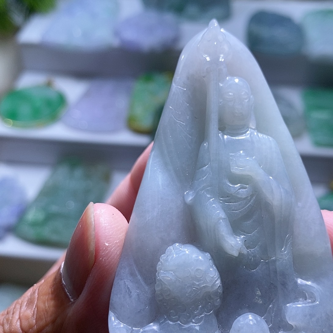 【闪购商品】翡翠颈饰未镶嵌11111111111111