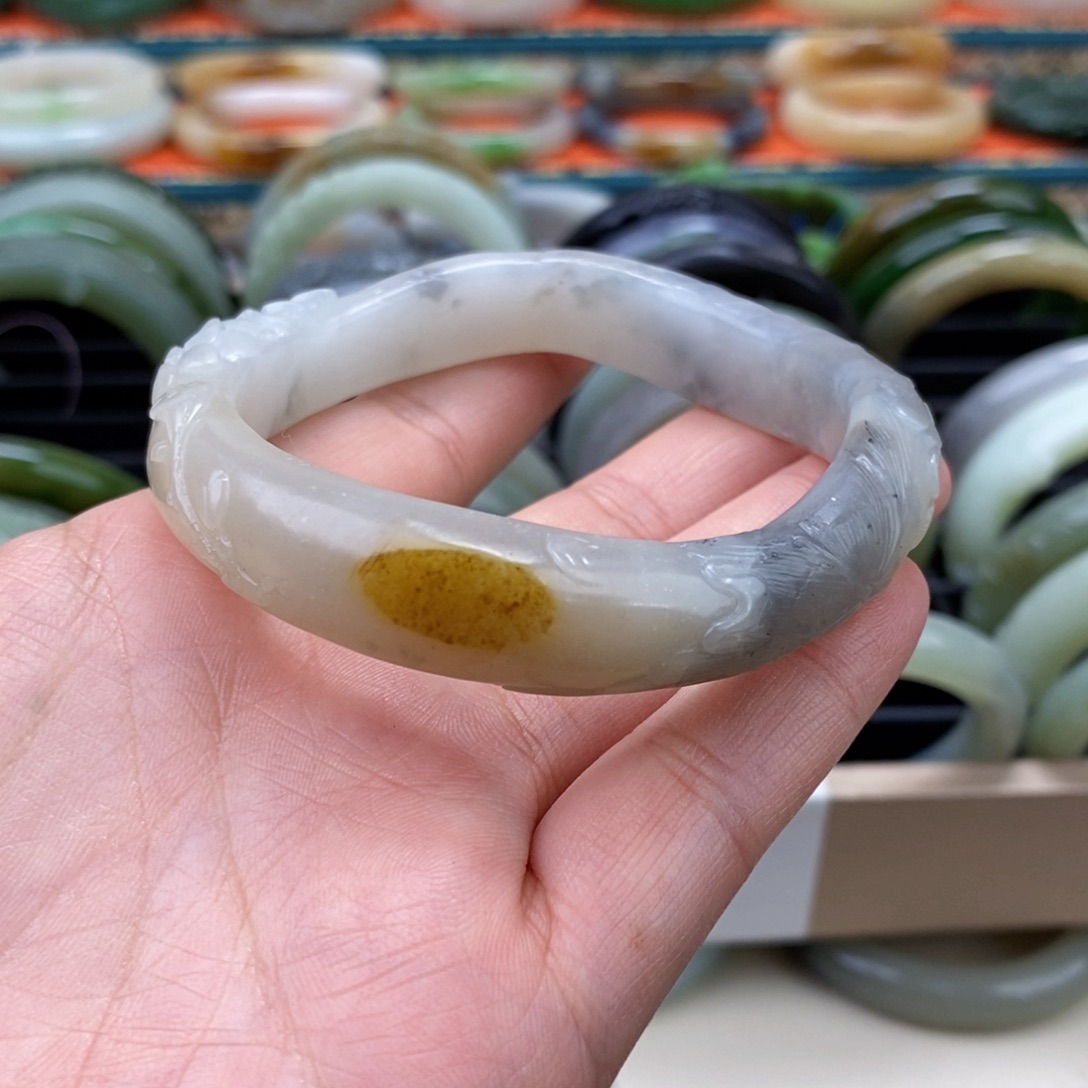 和田玉手镯59.7未镶嵌