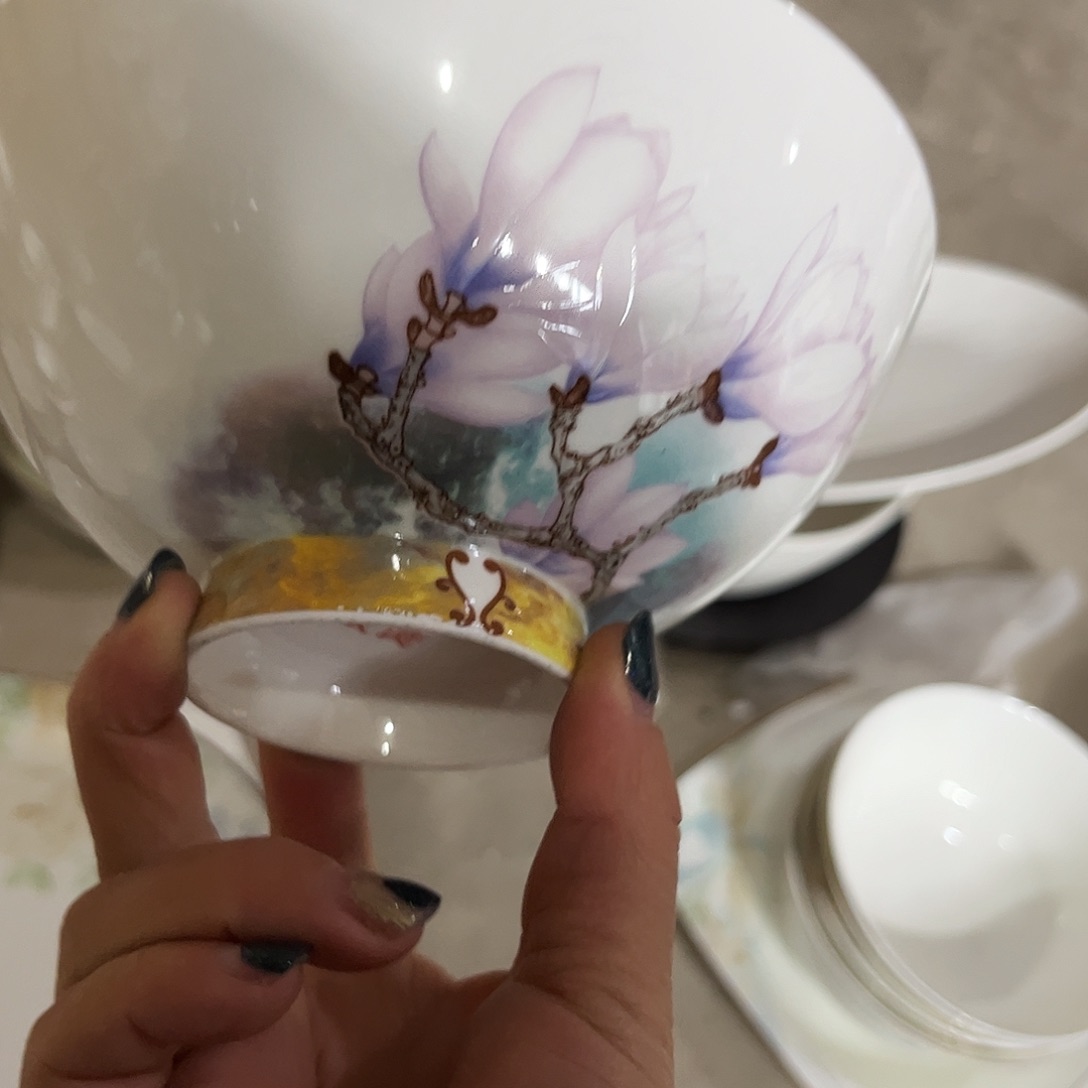 瓷片玉兰花六寸面碗四个