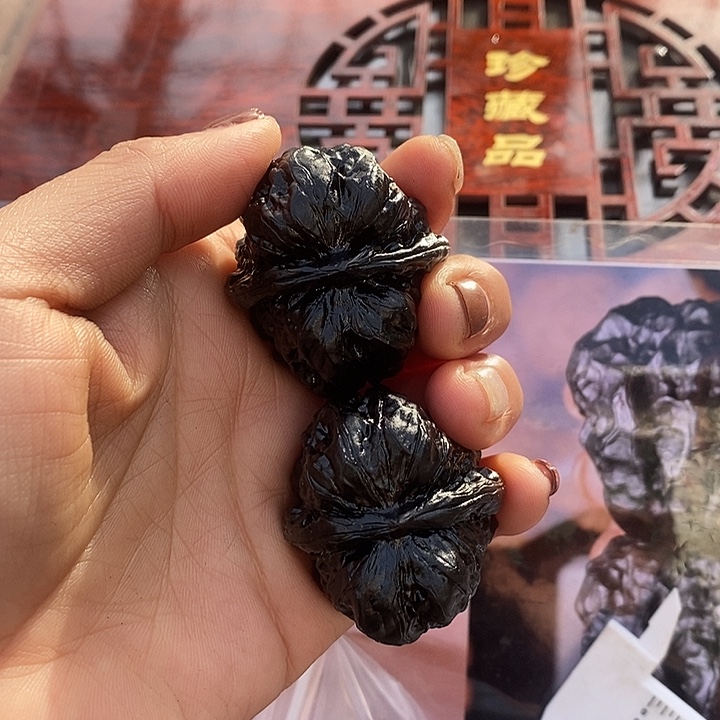 圆****文玩核桃吊坠地闷蛤蟆头一物图不退换介意勿拍