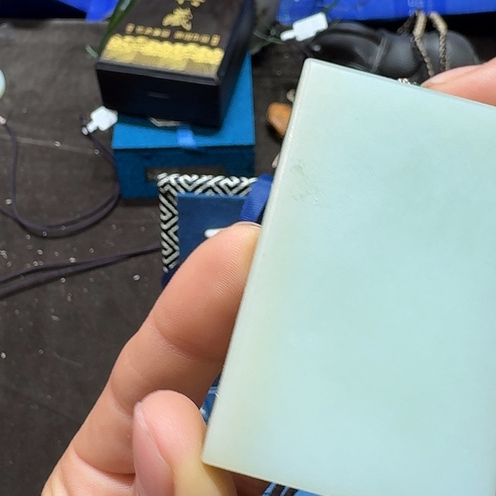 未镶嵌和田玉（糖玉）车挂