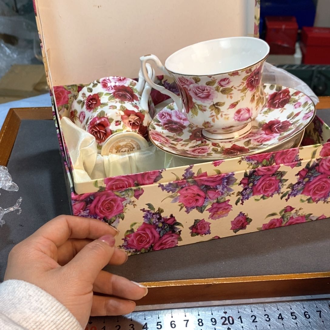 瓷器哈哈哈哈哈哈哈哈哈哈