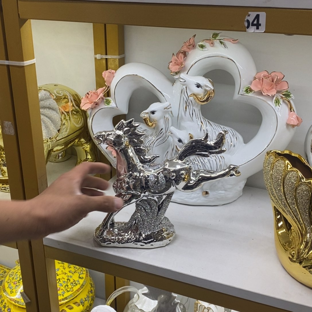 摆件摆件花瓶工艺品