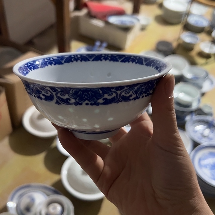 青花玲珑5寸牡丹饭碗