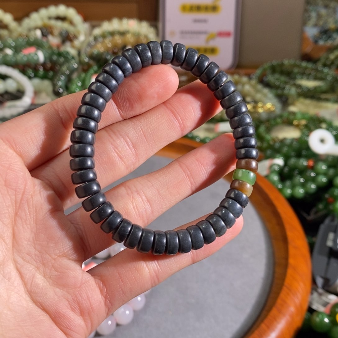 和田玉手链未镶嵌