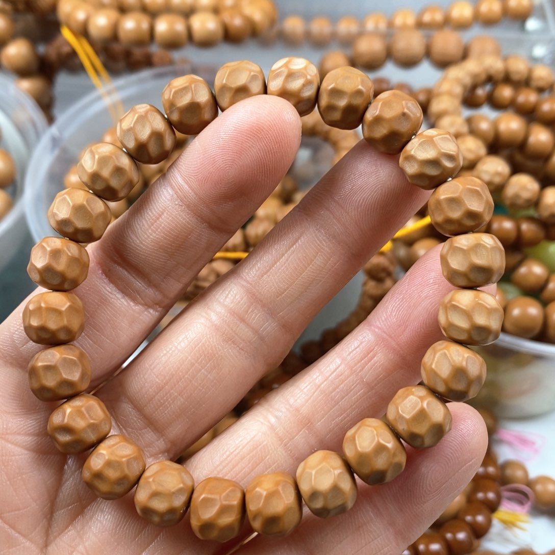 猴头核桃手串奶酪