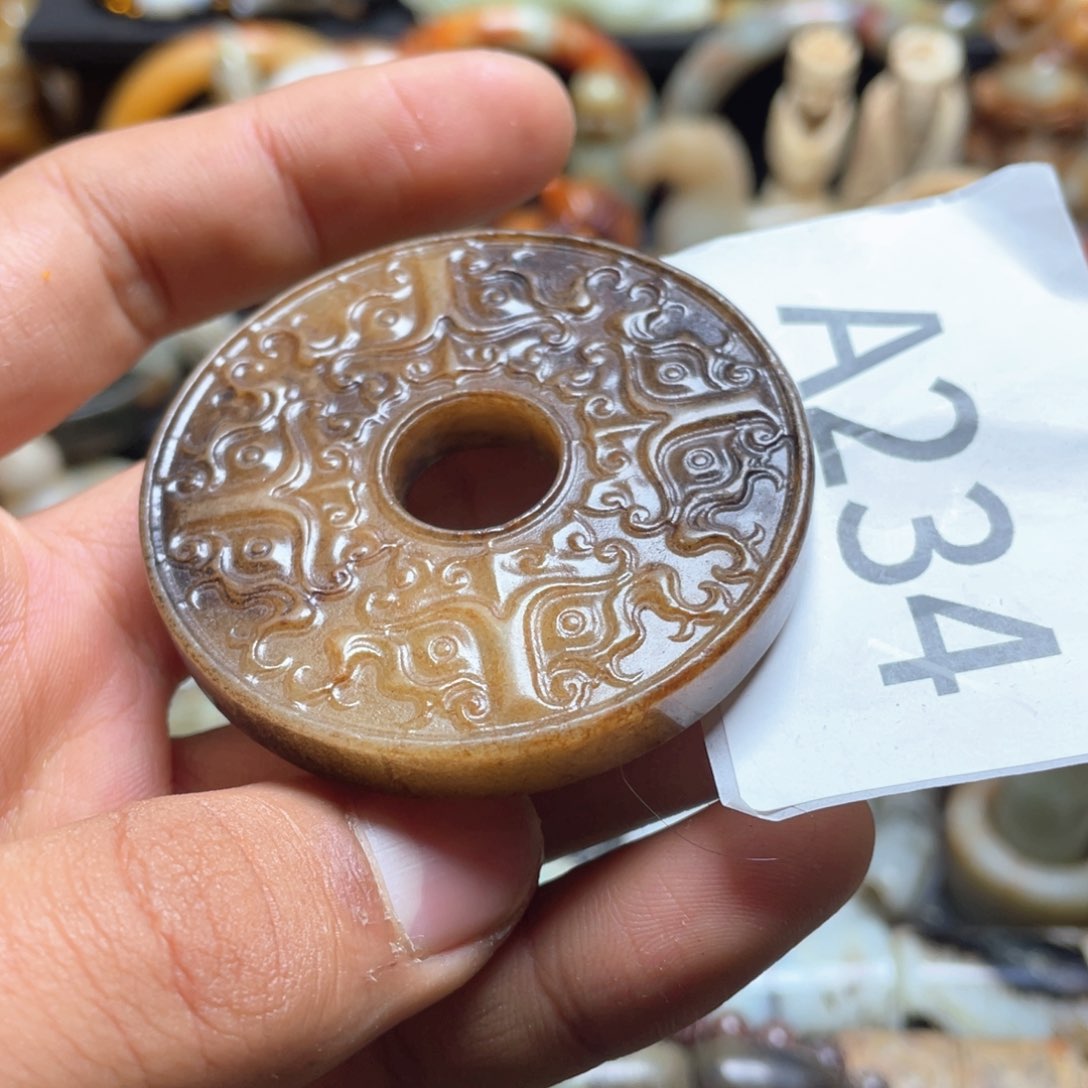 和田玉（糖玉）挂件未镶嵌