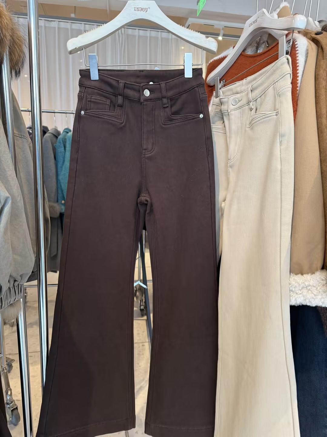 【门店同款】ENJOY冬季漫沙行高腰加绒微喇裤168593305