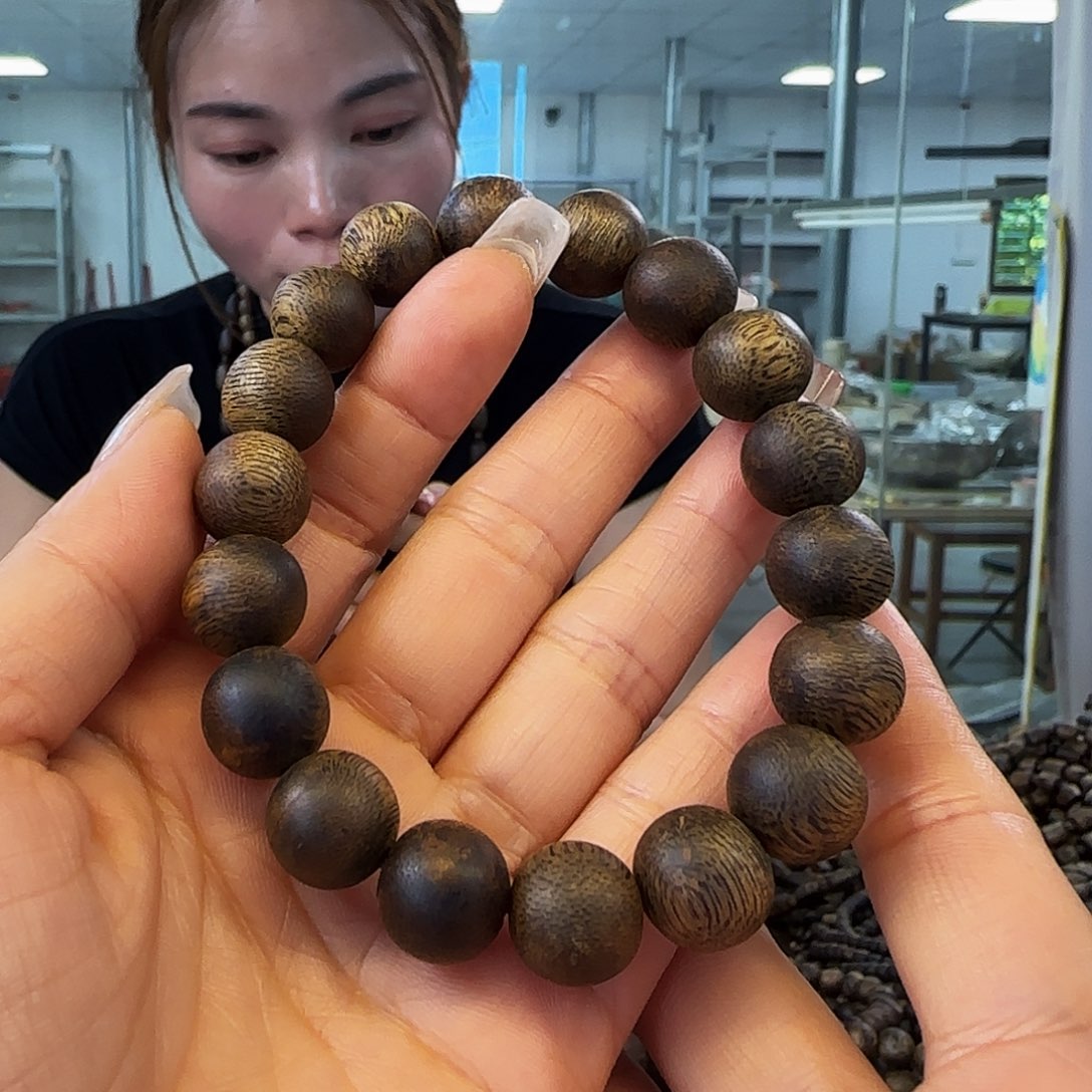 沉香手串多样性发货1条海南白棋991213