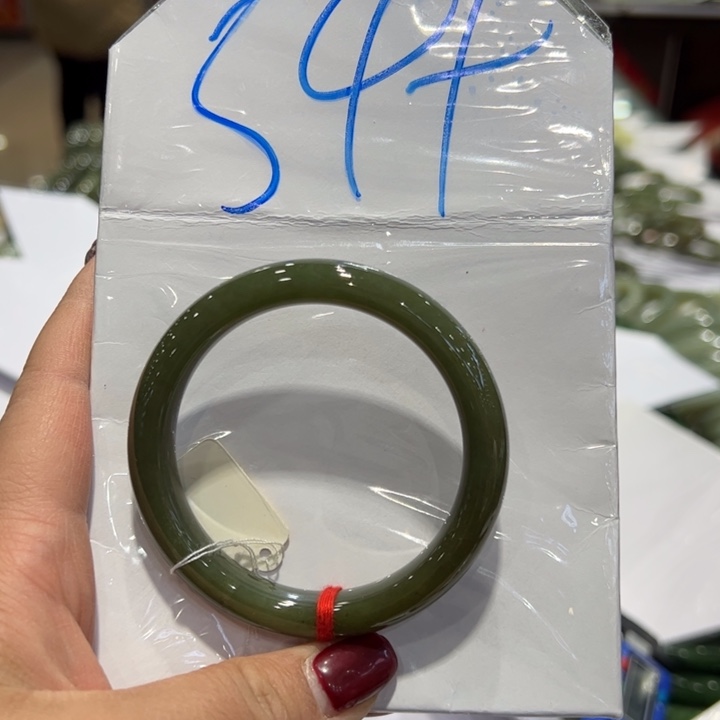 和田玉（糖玉）手镯未镶嵌