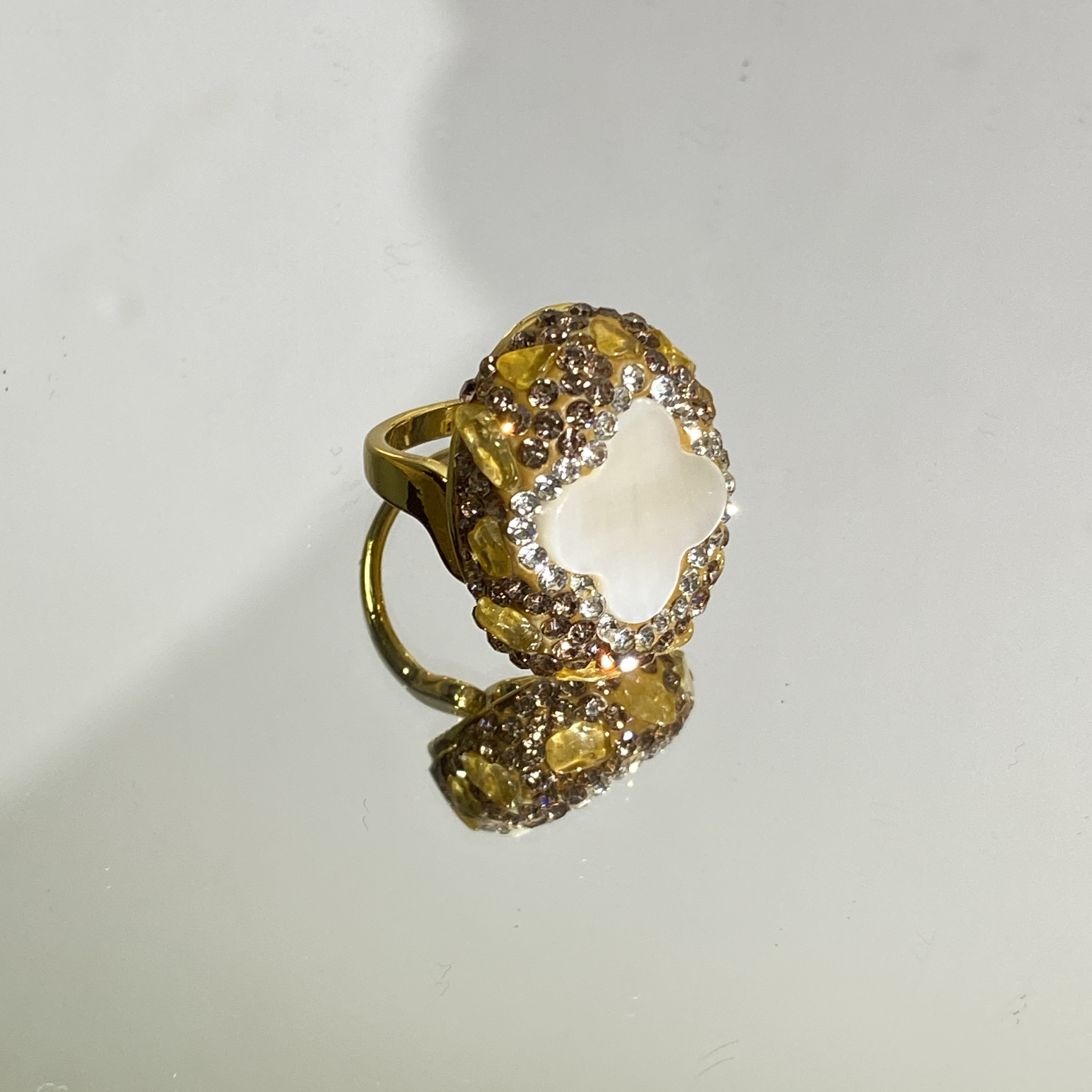 铜合金合成锆石戒指 TTSD 白色四叶草时尚个性百搭戒指 1083