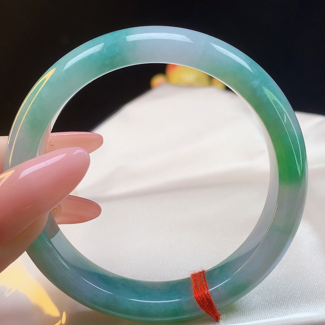翡翠手镯未镶嵌天然翡翠2076