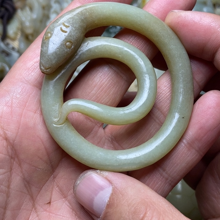 和田玉未镶嵌挂件