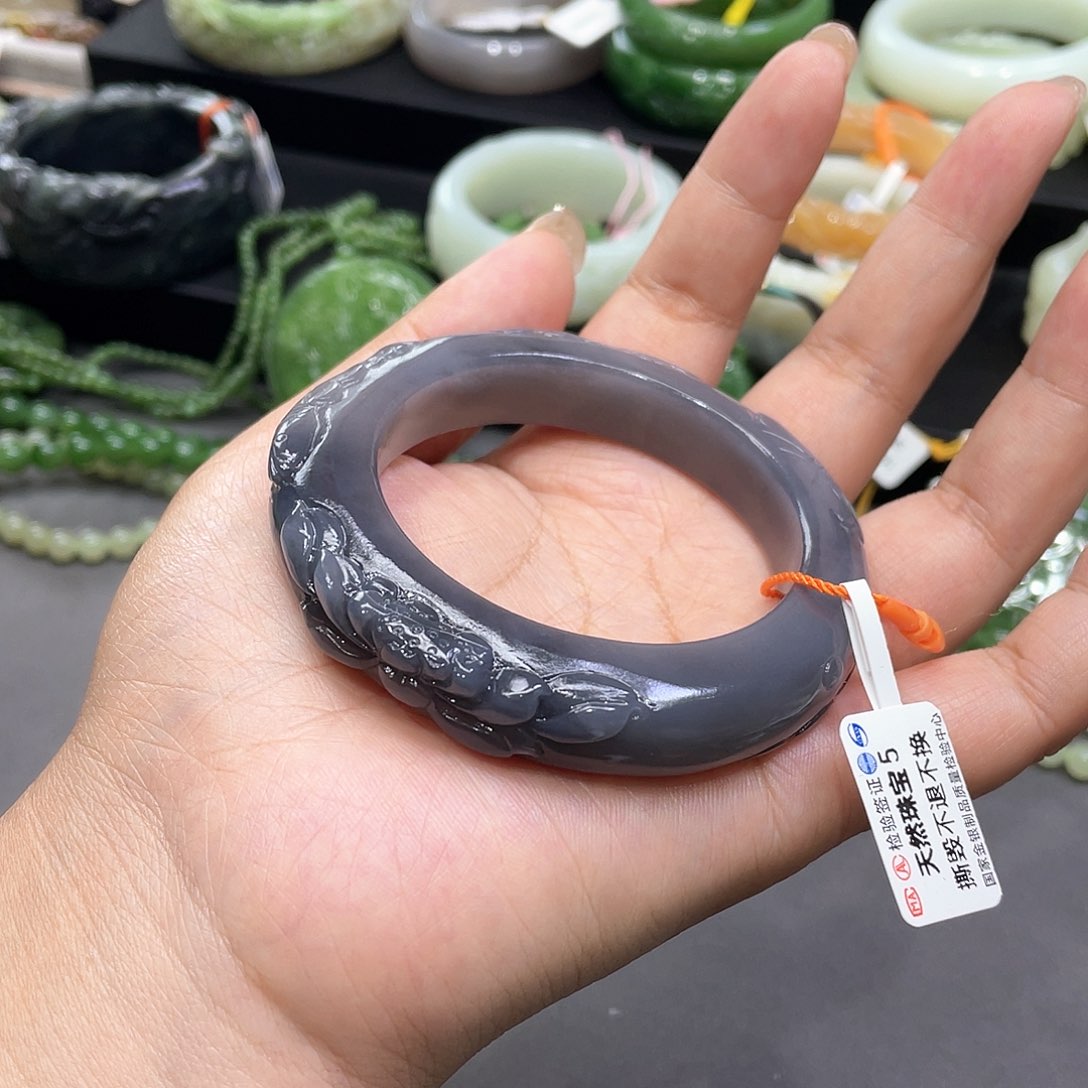 和田玉未镶嵌手镯56圈口40