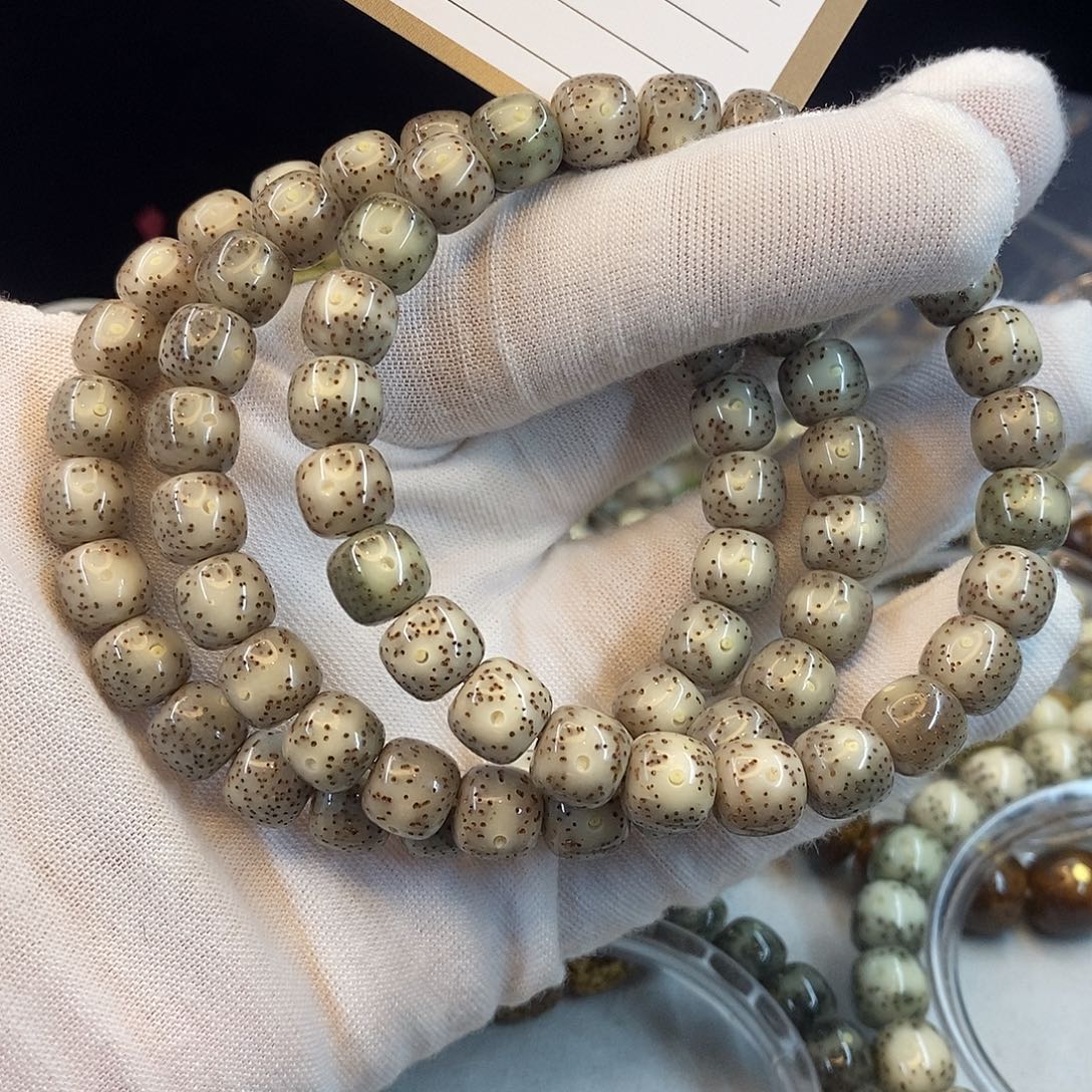 星月菩提吊坠11112222Z8