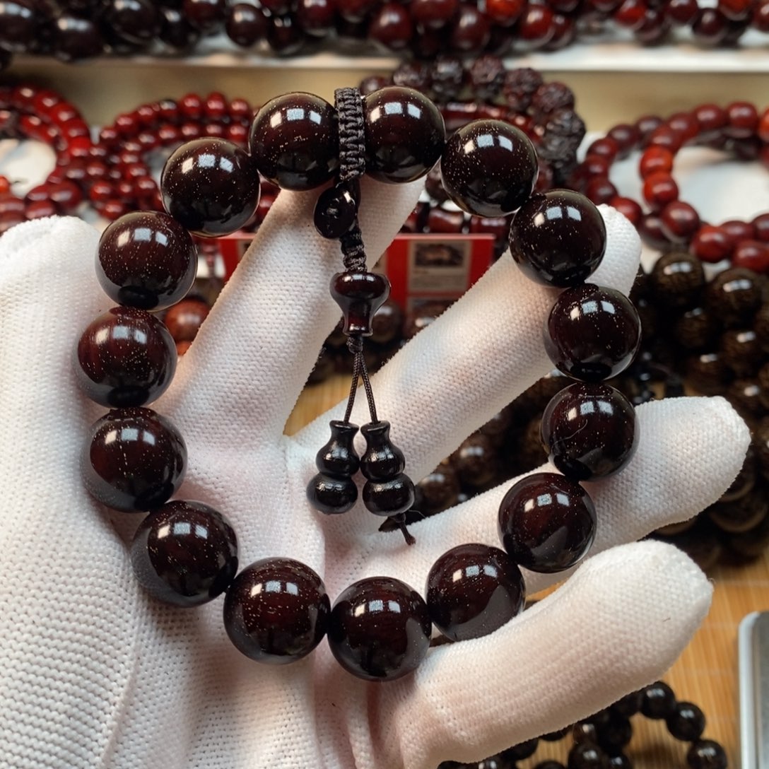 檀香紫檀（小叶紫檀）1.5多星