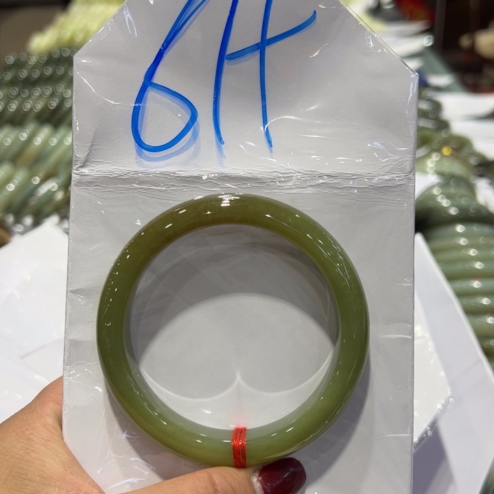 和田玉（糖玉）手镯未镶嵌甜*