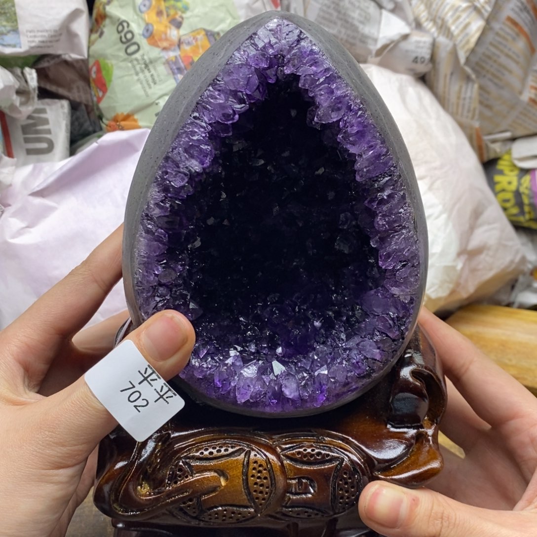 紫晶乌拉圭未镶嵌