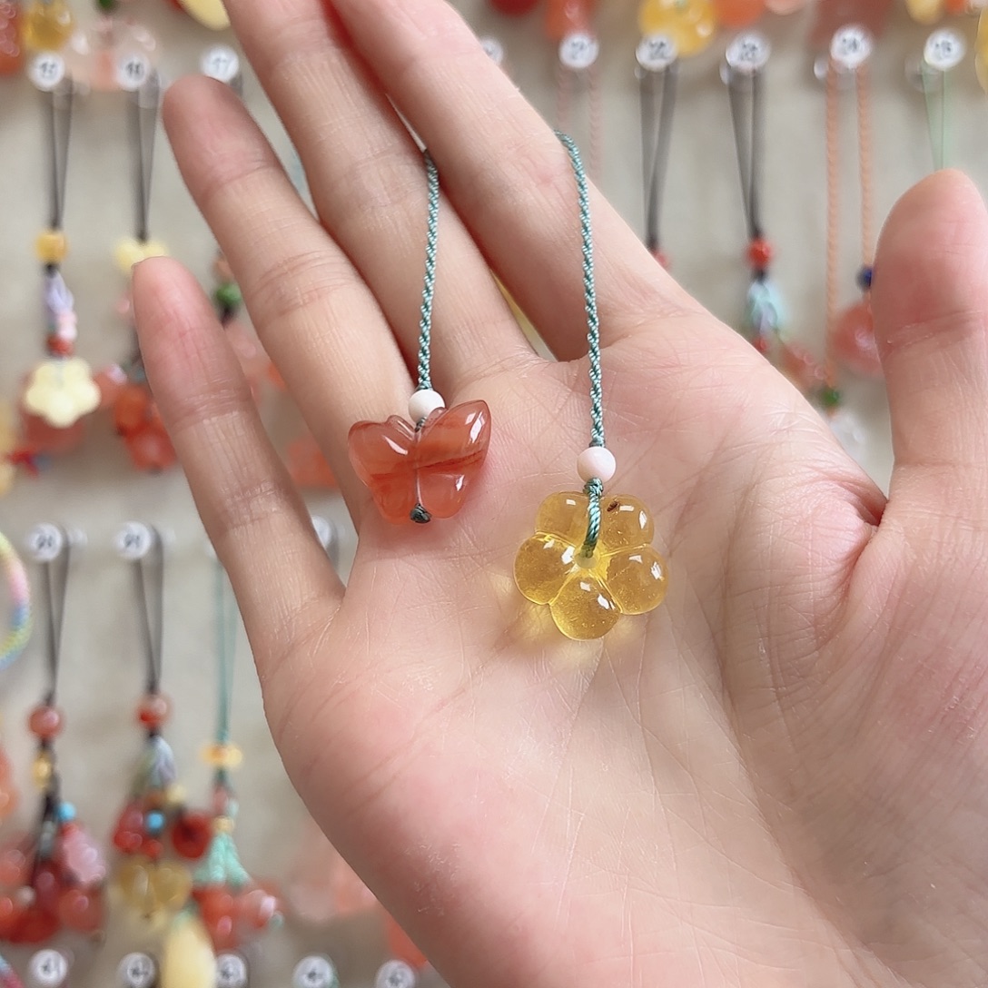 南红玛瑙未镶嵌吊坠(赠链)微粉