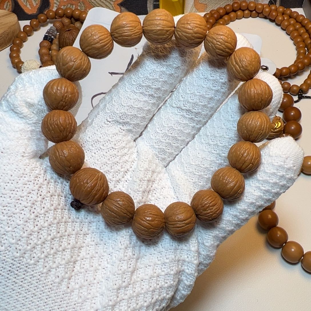 吊坠猴头核桃15+全品凤羽。