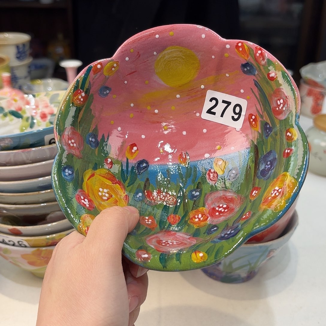 瓷片兔兔好可爱呀打