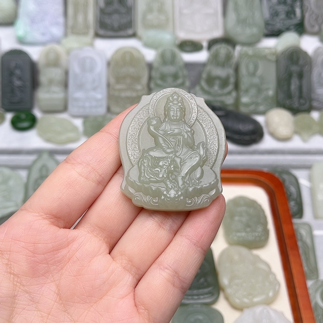 和田玉颈饰未镶嵌海*