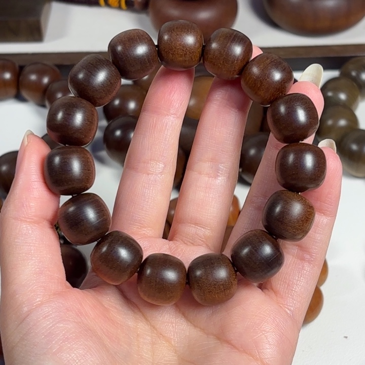 奇***z檀香木1516老山檀黑肉奶香奶甜