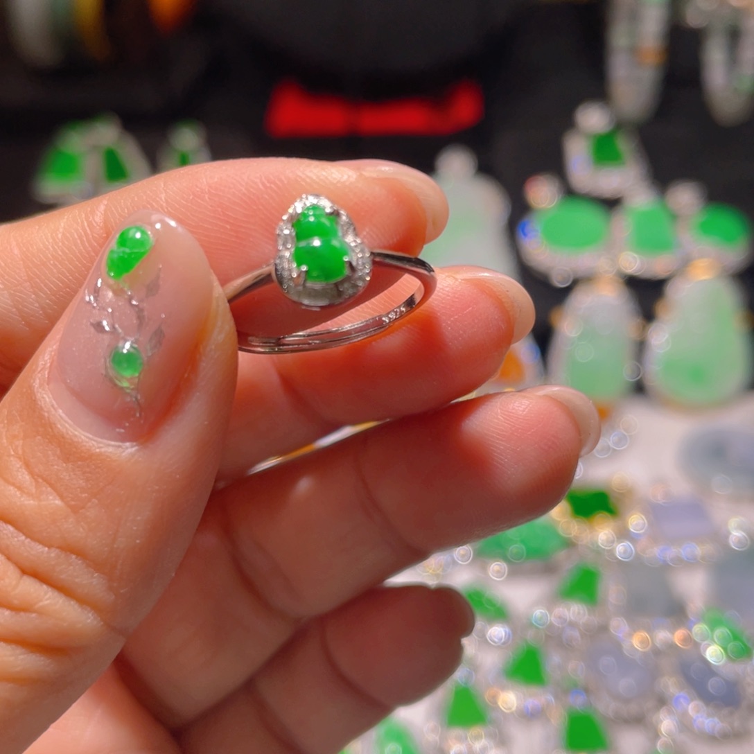 翡翠戒指银S925镶嵌精品