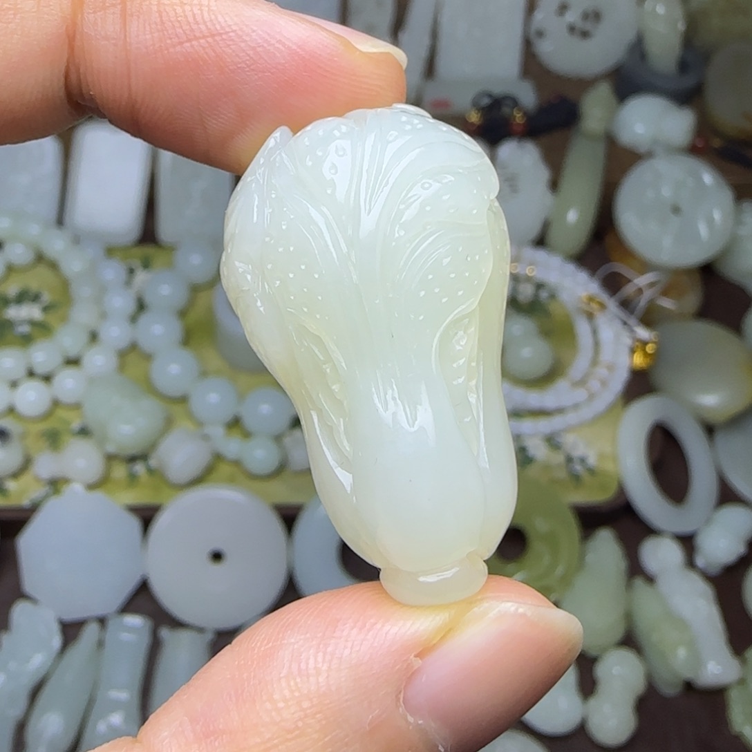 和田玉未镶嵌挂件白菜