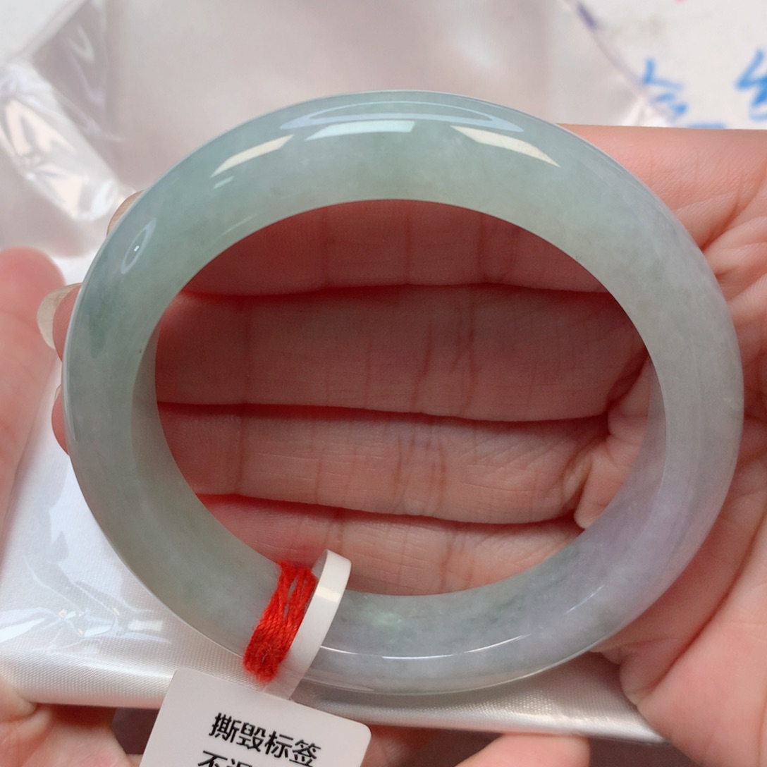 翡翠手镯未镶嵌55.9圈