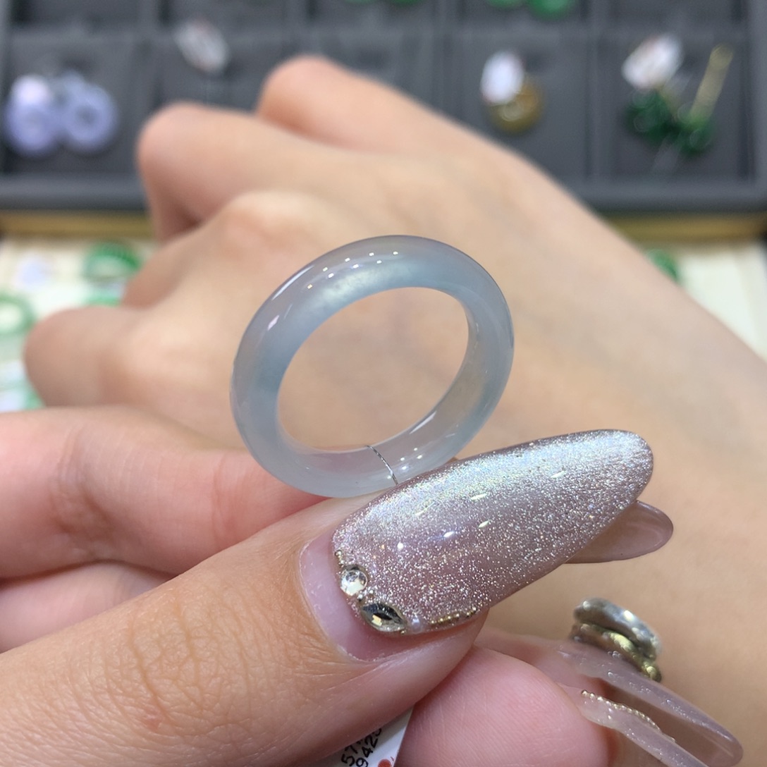 翡翠戒指未镶嵌9800冰