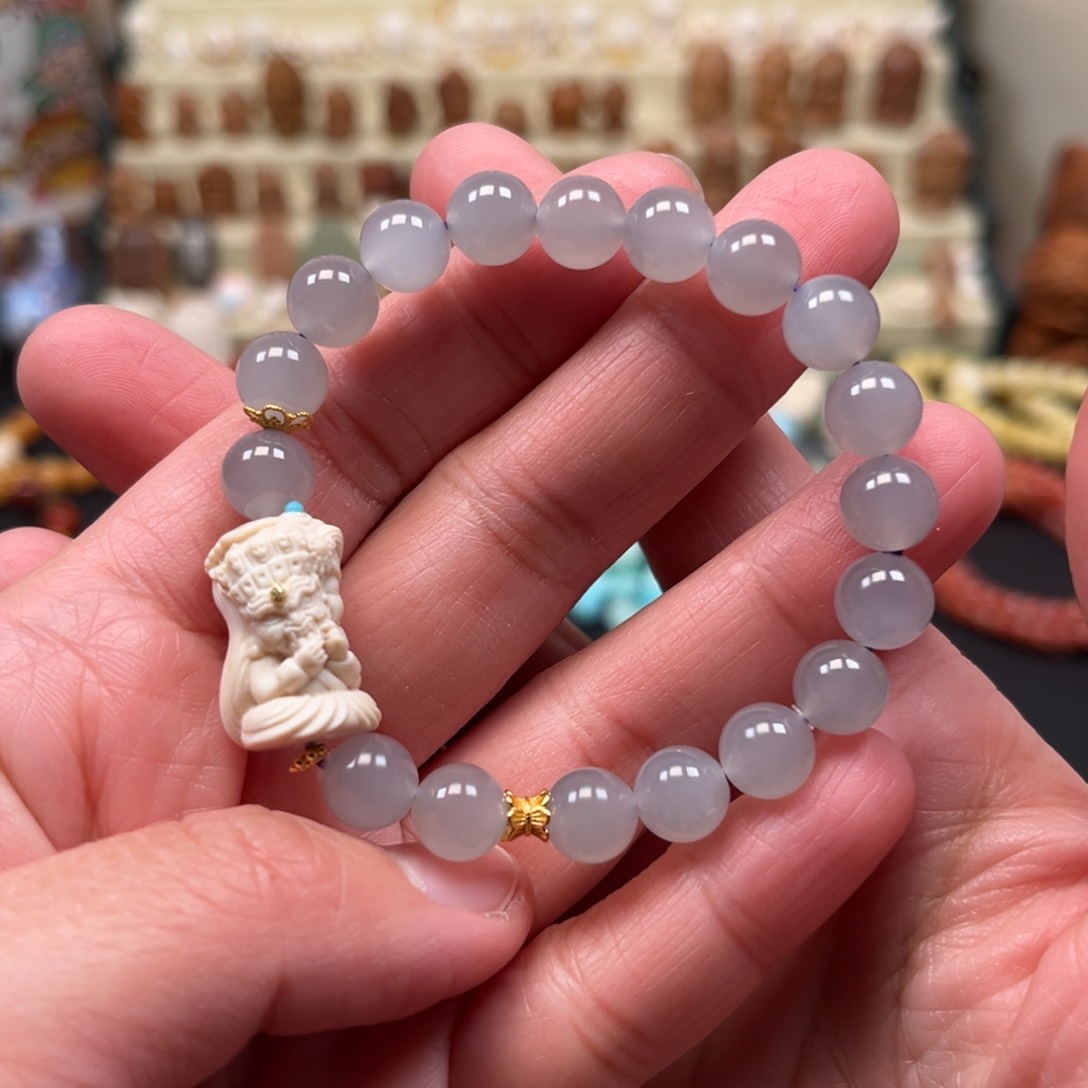 和田玉手串未镶嵌单圈手串