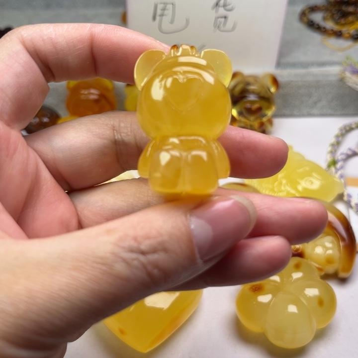 琥珀颈饰未镶嵌琥珀蜜蜡